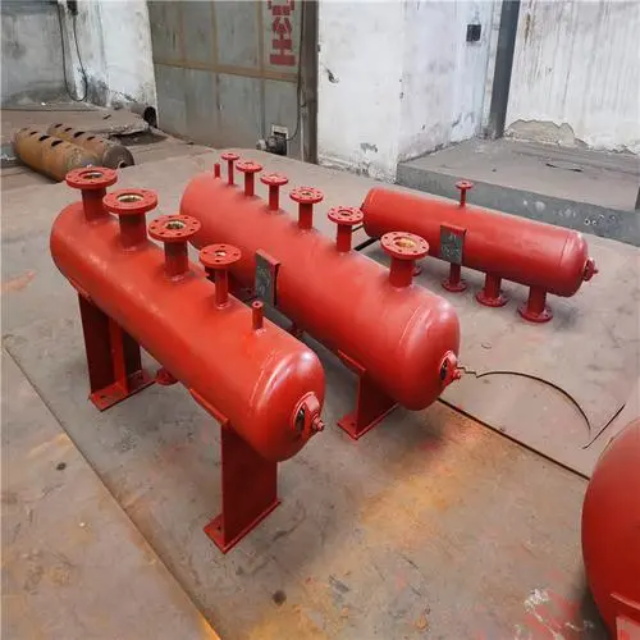 福泉分集水器安装高度